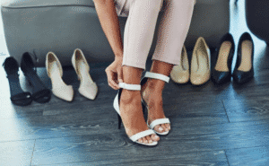 Sapatos para Baixinhas: Dicas e Modelos que Alongam a Silhueta
