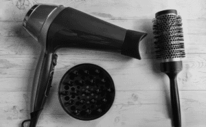 Secador de Cabelo com Difusor: O Truque Para Cachos Definidos e Sem Frizz