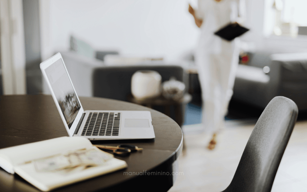 Como organizar a mesa de trabalho para render mais