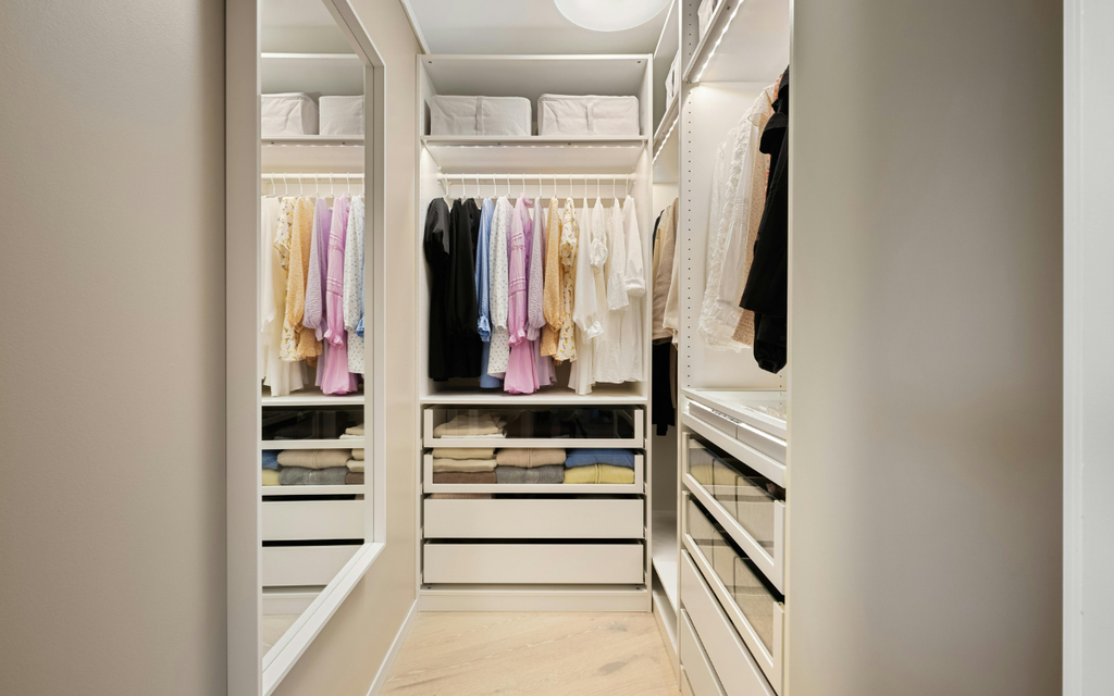 Como organizar o guarda-roupa
