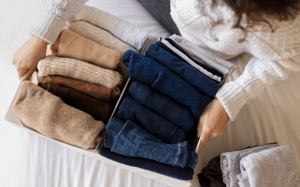 método KonMari para dobrar roupas
